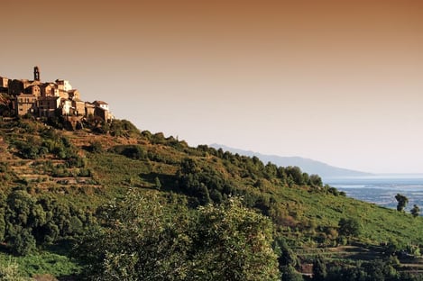 The popular Cascades des Anglais hike, perfect for walking with the whole family