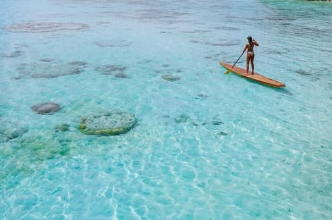 Faire du SUP sur la baie de Santa-Giulia