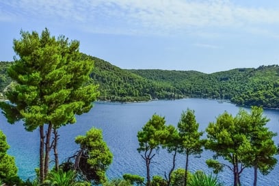 Alónnisos en las Espóradas: intensa naturaleza, vida salvaje y un encuentro con Grecia