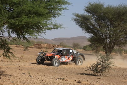 ¡Una oportunidad única! : alojarse en Marruecos y conducir un verdadero buggy de competición