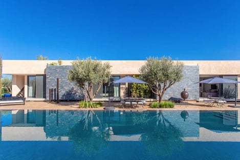 Minimalist Luxury: Villa Giakira