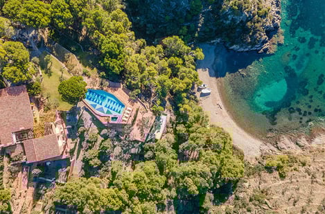 Villanovo sur la Costa Brava : séjours exceptionnels et services de conciergerie de luxe