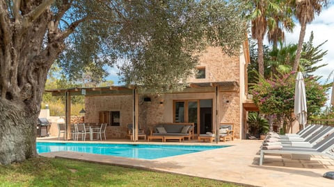 Villa Bassa Country, Alquiler en Ibiza