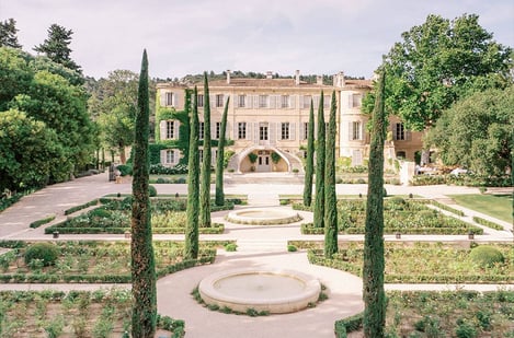 Étoiles et saveurs : Évasion gastronomique en Provence