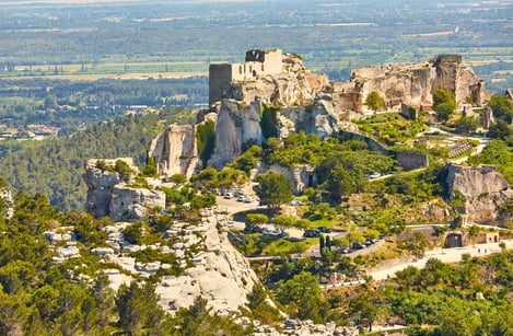 The Alpilles: Landscapes and authentic Provence