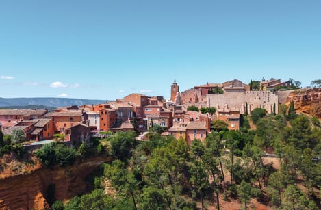 Tradición y grandes espacios en Villa Ninou