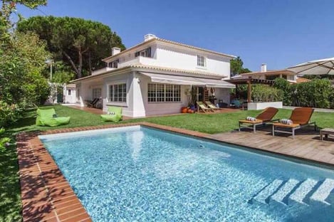 A stay in one of our villas in Sintra