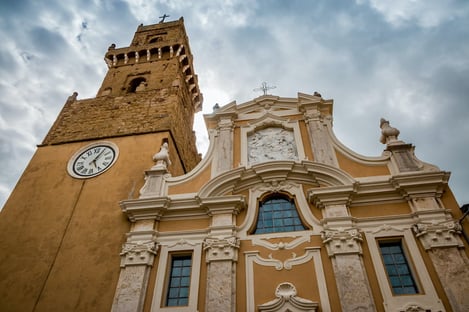 1. Visit to the Cathedral of Saints Peter and Paul