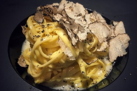 4) Tagliatelle al tartufo
