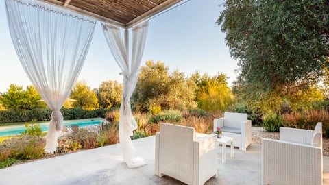 Villa Villa Tufo, Location à Sicile