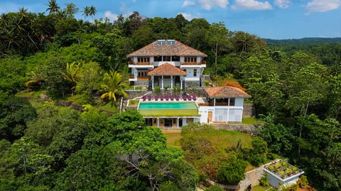 Villa Villa Dinithi, Location à Galle