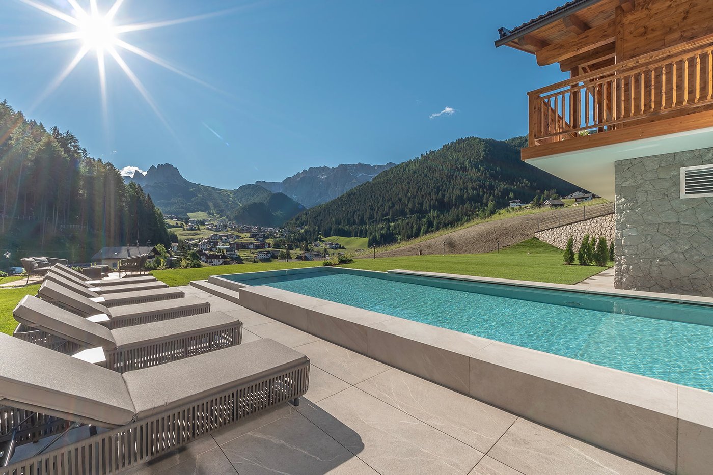 Appartement Panoramica, luxury villa in Italian Alps, Italy