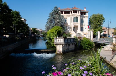 What Beautiful Vaucluse Villages Should You Visit This Summer?