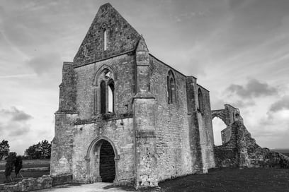 La Flotte, in the heart of the old stones of Île de Ré