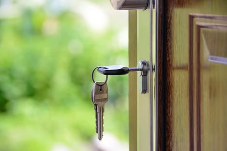 How to get the keys of the house upon arrival