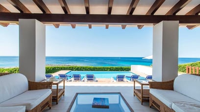 Wo kann man eine Villa auf Menorca mieten ?