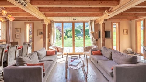 Villa Chalet Athina, Location à Alpes du Nord