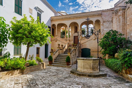 Villa rentals in Ciutadella