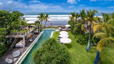 Villa Noku Beach House, Location à Bali