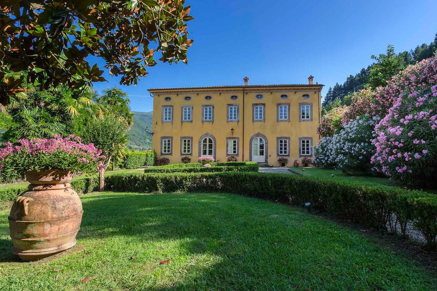Villa Pisano, luxury villa in Tuscany, Italy