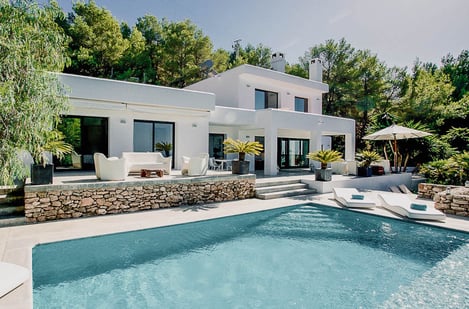 Ibiza with Villanovo: Exceptional holidays and luxury concierge service