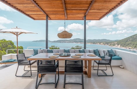 Où séjourner : location de villas de luxe dans le nord d’Ibiza