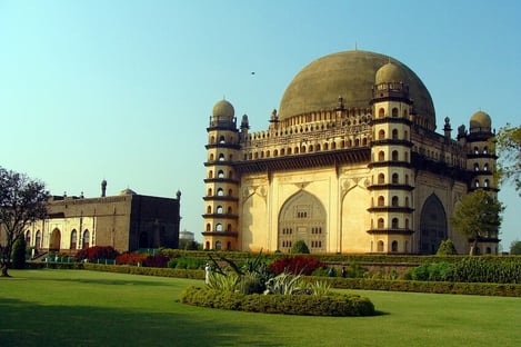 10- Le mausolée Gol Gumbaz à Bijapur