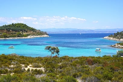 Vacances à Diaporos : dépaysement sur une île prodigieuse