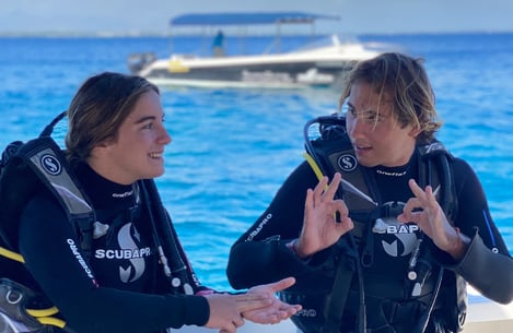 What are the unforgettable things to do with your family on a December holiday in Mauritius?