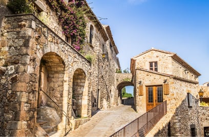 Pals sur la Costa Brava : un village médiéval entre mer et patrimoine