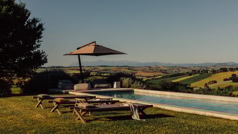 Villa Villa CentoLuce, Ferienvilla mieten Marken