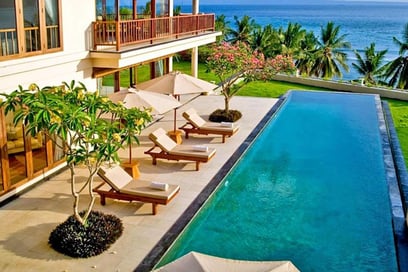 ¿Qué debe tener una casa de lujo? ¡Le contamos todo!