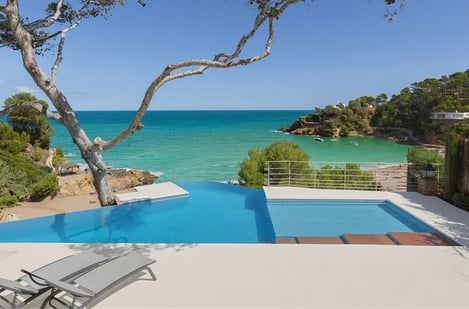 Villa Belatta, Espagne : accès direct aux plages de la Costa Brava