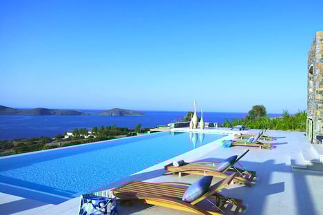 Grèce, Corse, Ibiza... Destinations convoitées à ne pas laisser passer !