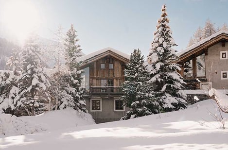 French Alps: A snowy New Year's Eve in one of the best Europe destinations in a cosy chalet 