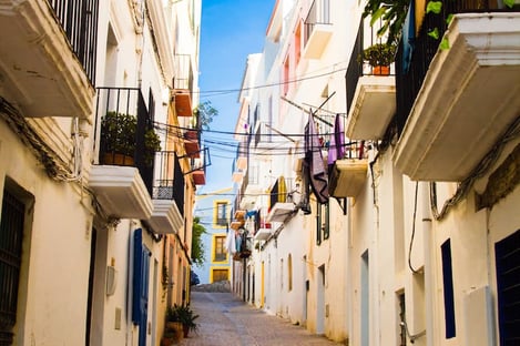 2- Les rues de Dalt Vila