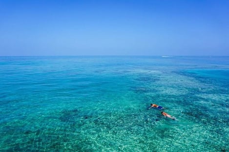 ¿Cómo equiparse antes de meterse en el agua?