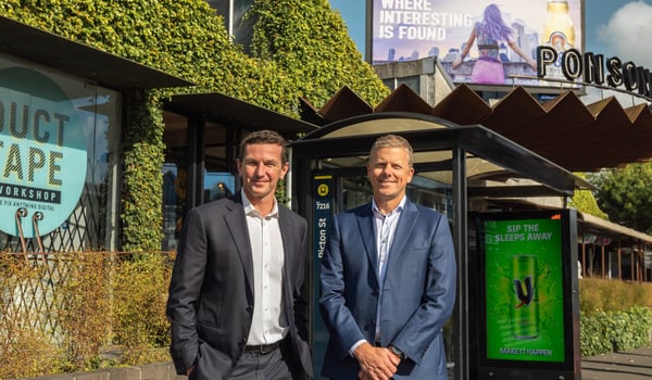 JCDecaux sells 50% of Calibre to oOh!media