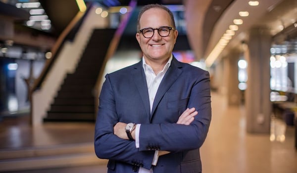 TVNZ’s Chief Executive Simon Power resigns