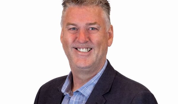 JCDecaux strengthens sales team
