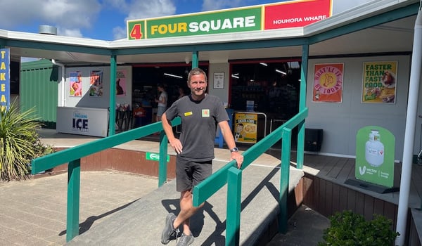 Four Square teams up with SIX60 to take tiny house on Grassroots tour 