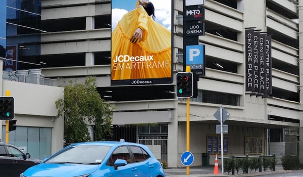 JCDecaux expands digital network with seven new sites planned