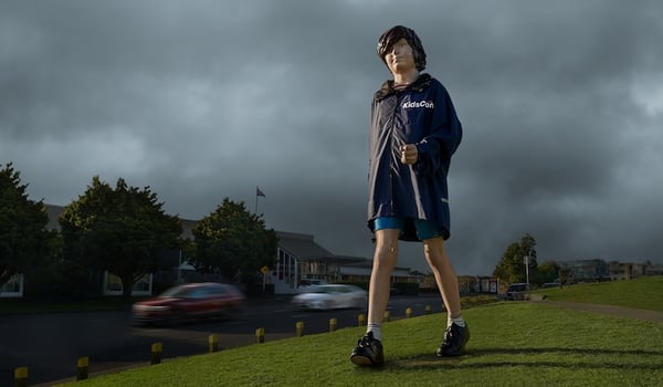 Landmark makeover: KidsCan and Droga5 ANZ shine light on Kiwi kids in need