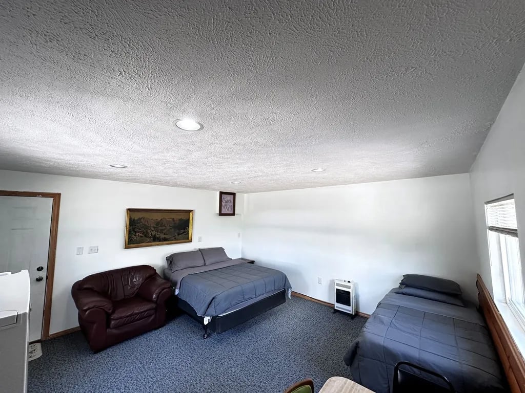 Elwood Resort and Campground gallery 2
