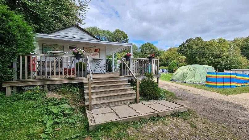 Bluebell Coppice Park gallery 3