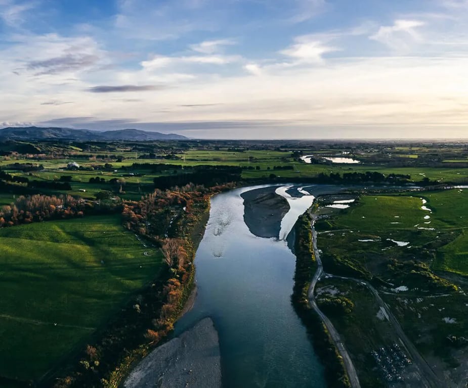 Woodville Ferry Reserve (freedom camping site) gallery 1