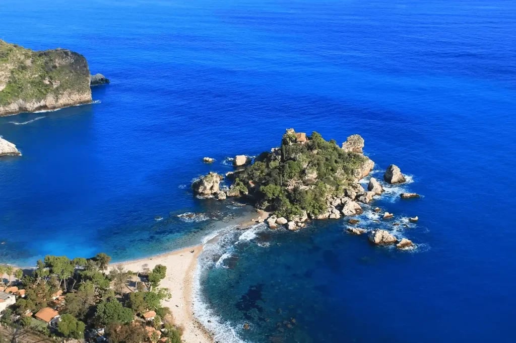 Camping in Sicily Isola Bella