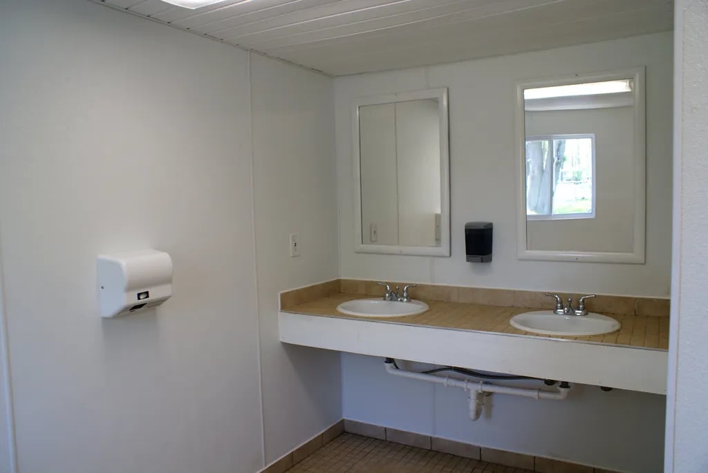 Niagara Falls Campground & Lodging gallery 1