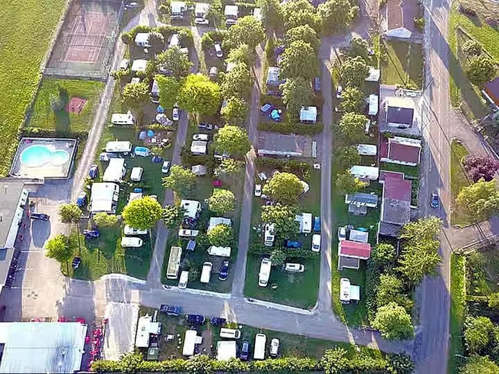 Camping du Lac de la Villegusien gallery 2