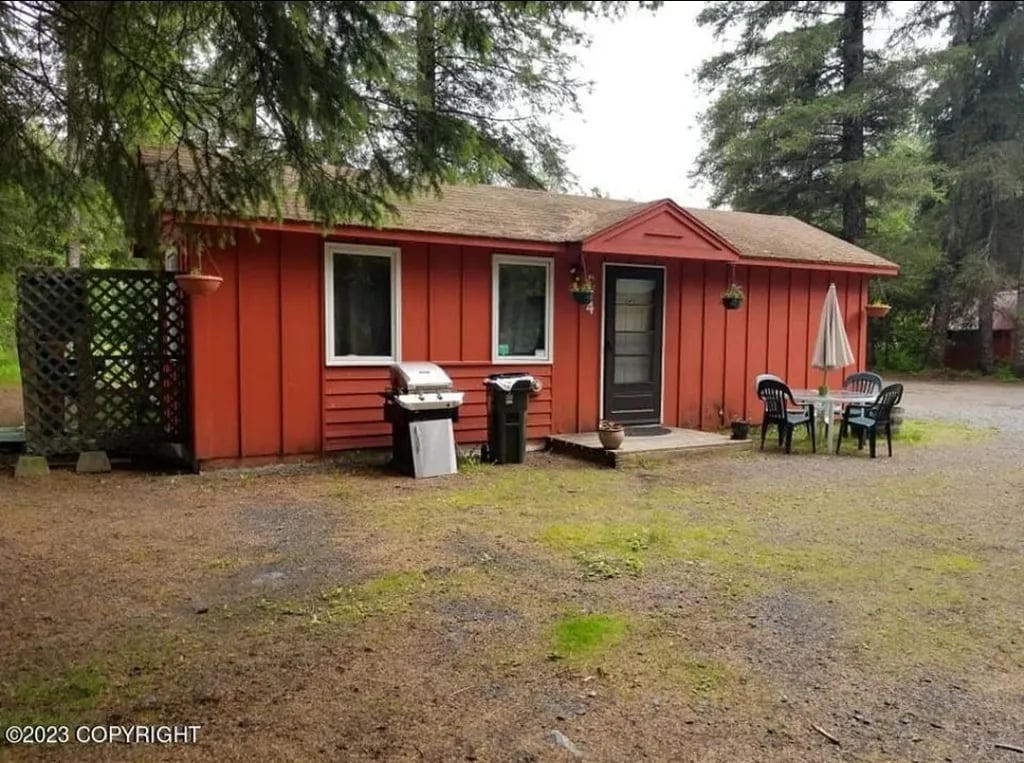 Bear Necessities Cottages gallery 1